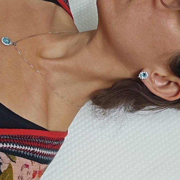 EUC Swarovski Crystal and Sterling Silver Earrings and Necklace Set - Picture 9 of 10